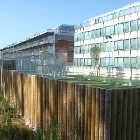 Apartamento De Mar Y Playa En *